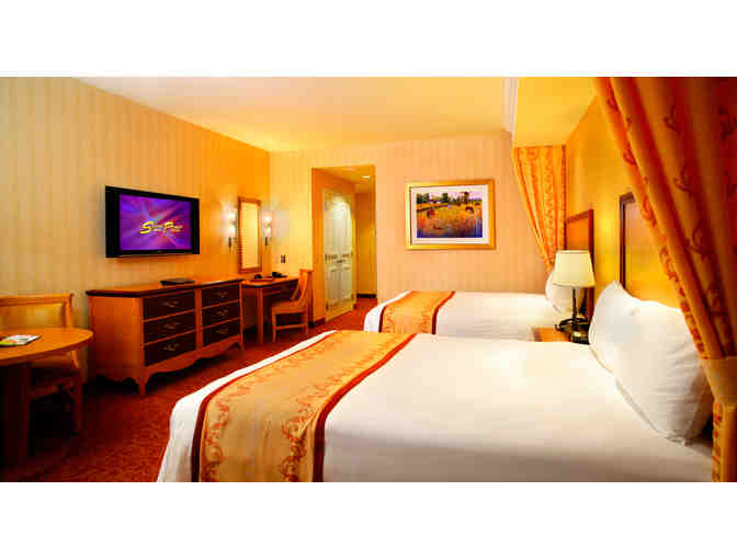 South Point Hotel Casino and Spa: Las Vegas - 2 Night Stay