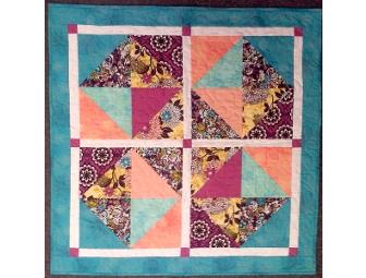 Quilted table topper/wall hanging