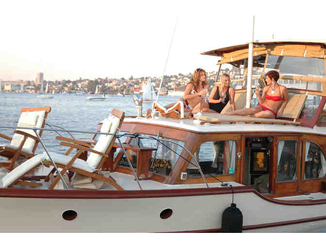 Private Old Fashioned Picnic Cruise on Seattle Yacht