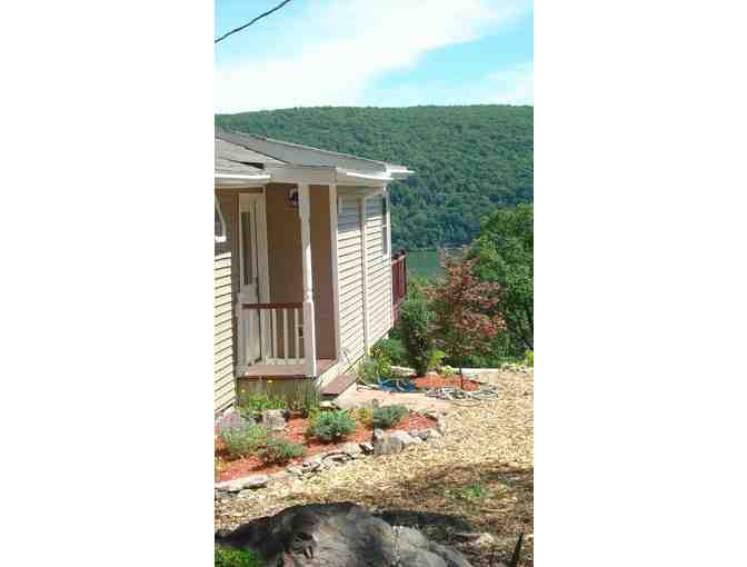 A Romantic Cottage in Serene Greenwood Lake, NY - Photo 2