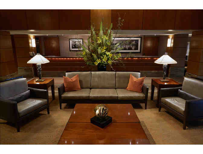 Enjoy a night at the Kitano Luxury Hotel with Breakfast and Tickets to the Jazz Lounge