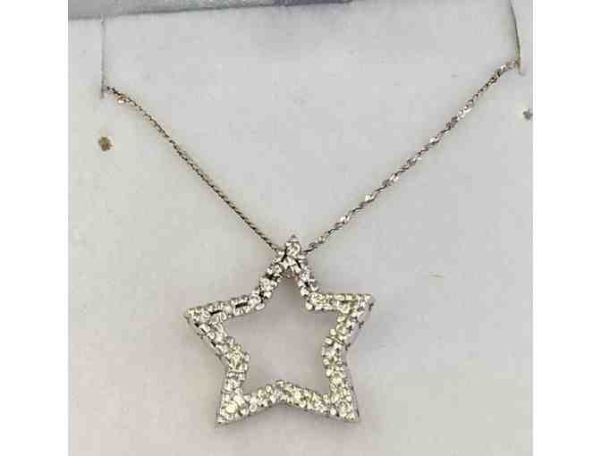 Beautiful Gold & Diamond Necklace