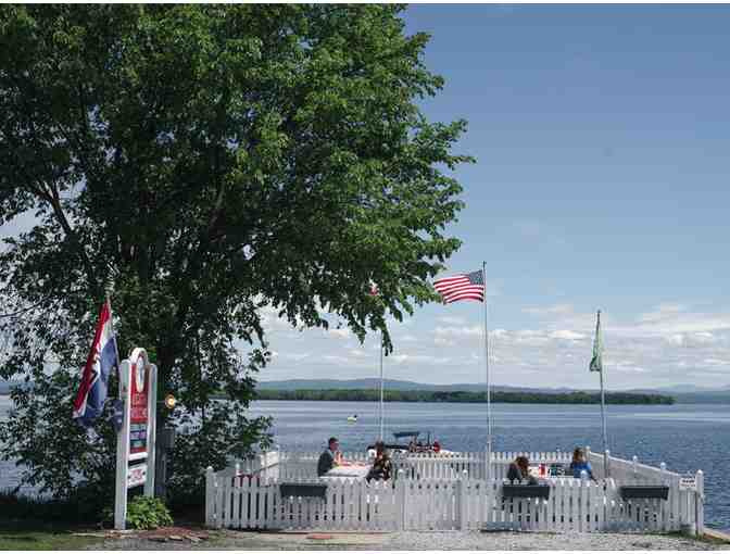 3 Hour Champlain Island Pontoon Boat Ride with Lunch at Hero's Welcome