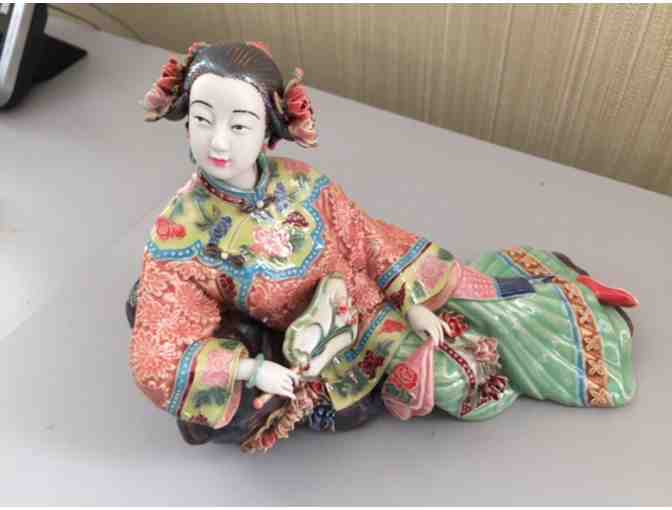 Chinese Porcelain Figurine: 'Romance'