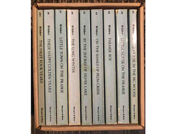 8-Complete set Laura Ingalls Wilder Little House books