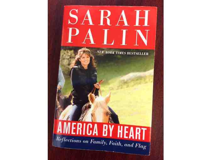 Sarah Palin - America by Heart - paperback autographed