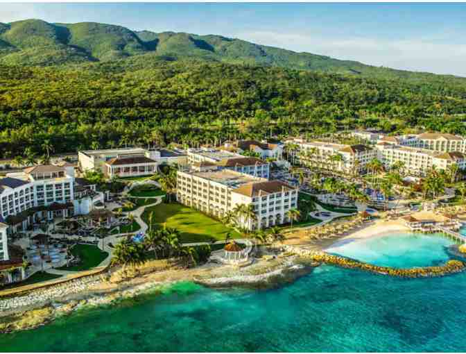 Jamaica All-Inclusive Resort 5-Night Stay with Airfare for 2