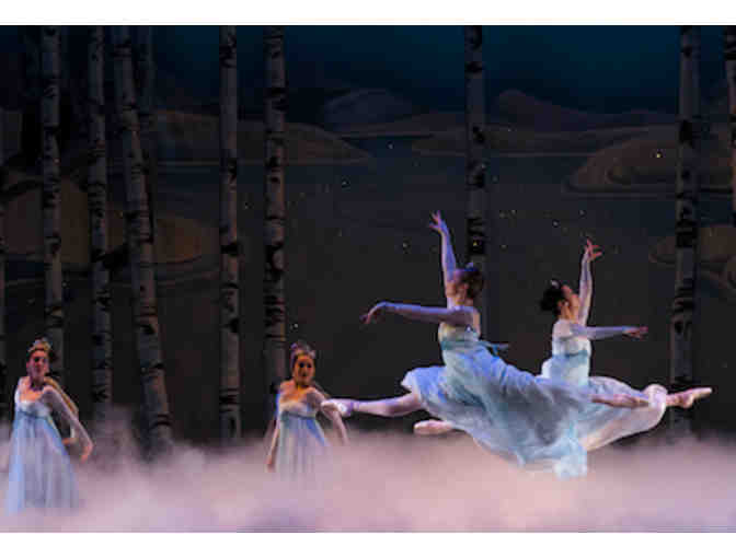 Oakland Ballet: 2 tickets to the Nutcracker 2024 - Photo 1