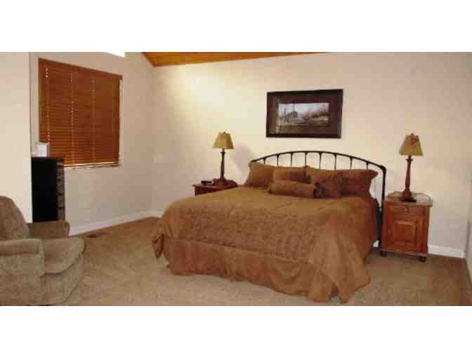 4 nights LUXURY 3 bedroom 2,000 sq ft townhouse near village Mammoth,CA