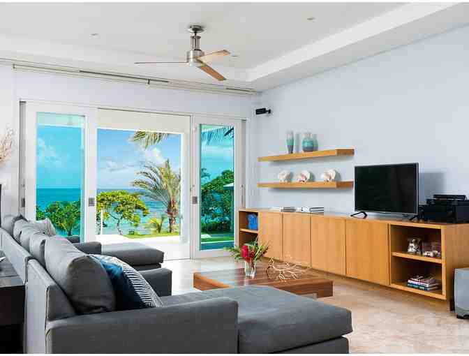 4 Night Stay in Luxurious Villa Beach front in Vieques Island, Puerto Rico