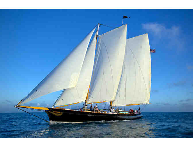 Classic Harbor Sunset Sail for 4 In Key West