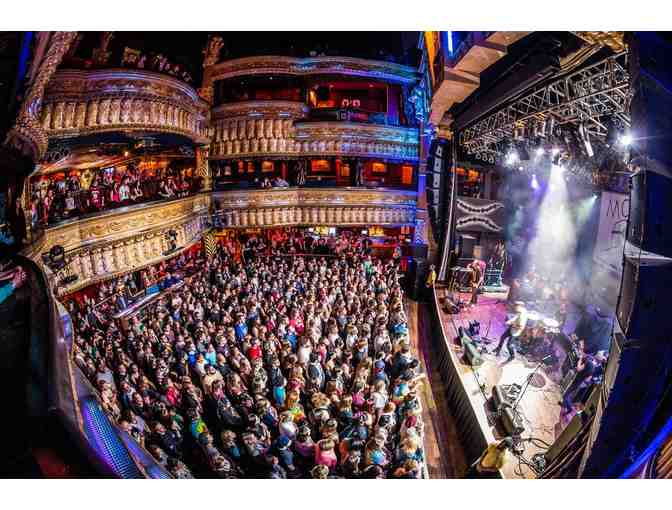 Enjoy a $50 gift cert to House of Blues Chicago
