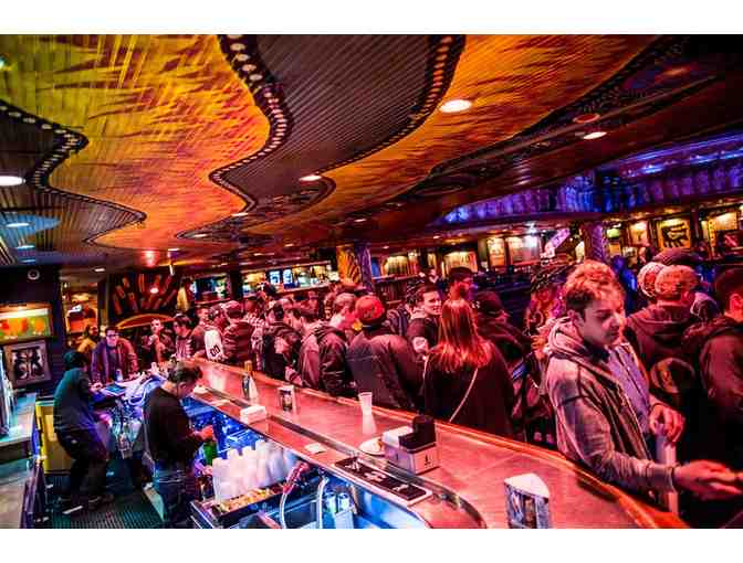 Enjoy a $50 gift cert to House of Blues Chicago