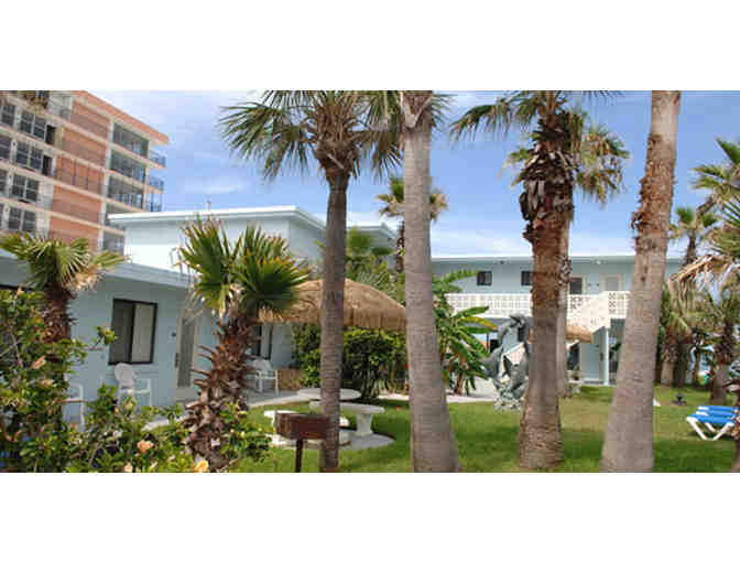 2 nights @ The Dream Inn in Daytona Beach Shores, FL A Honeymoon Style Resort + MORE