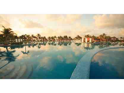 Enjoy 7 Nights of Deluxe Accommodations in Riveria Mayan MX 4.5 Star $938 Value