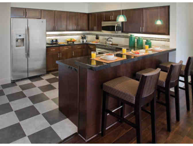 Ultimate Anahiem, California GOLF VACA! Whittier Narrows Golf Course + 3 nights LUXE CONDO