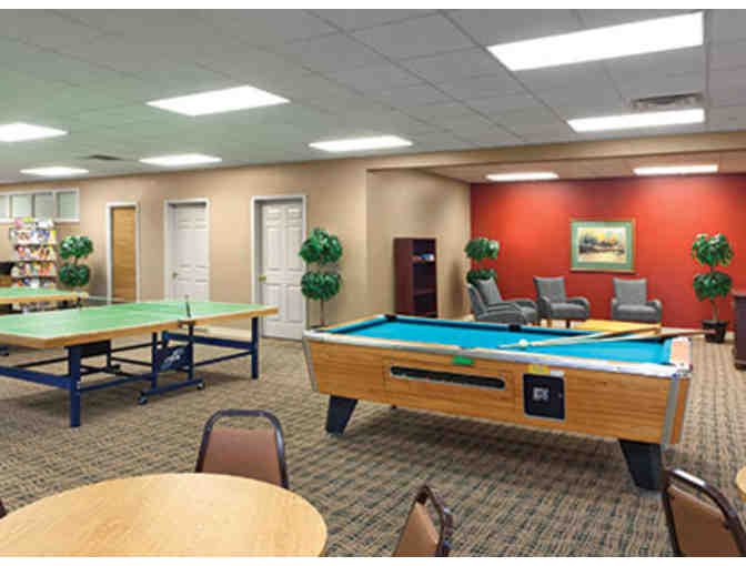 Ultimate Branson Golf Getaway! Branson Hills Golf Club + 3 nights Luxury Condo + $200 Food