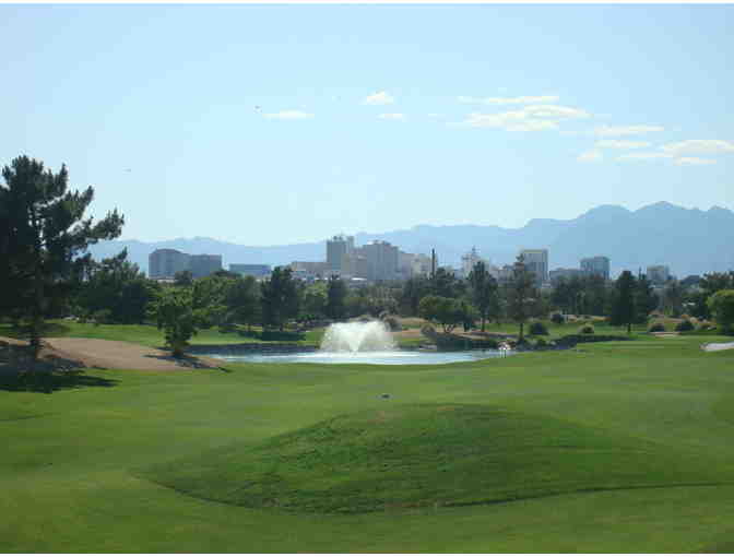 Ultimate Las Vegas, Nevada GOLF VACAY! Desert Pines Golf Club + 3 nights LUXE CONDO + FOOD