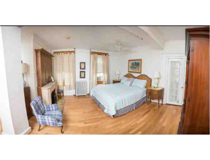 Ultimate St Paul,MN Golf Getaway! Majestic Oaks Golf Club + 2 nights LUXE Outing Lodge