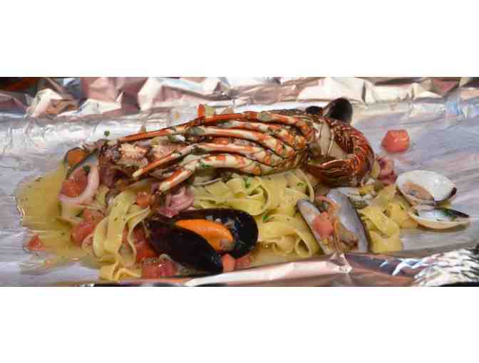 Enjoy 6 nights @ Tres Banderas Costa Rica near Manuel Antonio National Park!