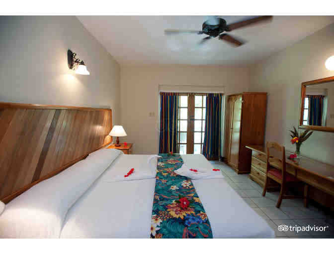 Enjoy 6 nights @ Legends Beach Hotel Negril, Jamaica 4 star rated
