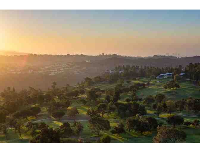 Enjoy foursome Mountain Gate Country Club Los Angeles, CA + $200 Food Credit