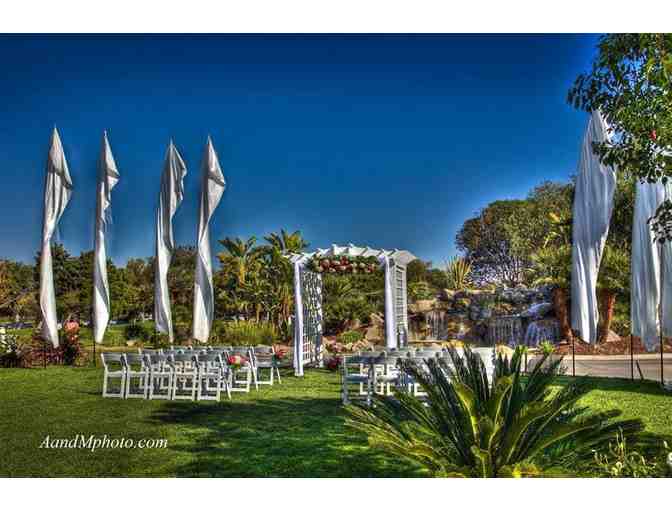 Enjoy foursome Skylinks At Long Beach Golf Course Long Beach, CA + $200 Food Credit