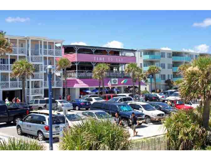 Enjoy $100 to Fannies on the Beach in Tybee Island, GA +$100 FOOD, 3.5 Stars