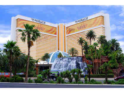 Cirque du Soleil Show Tickets + Dinner