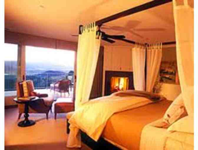 Romance is in the Air! Poetry Inn and French Laundry for Two