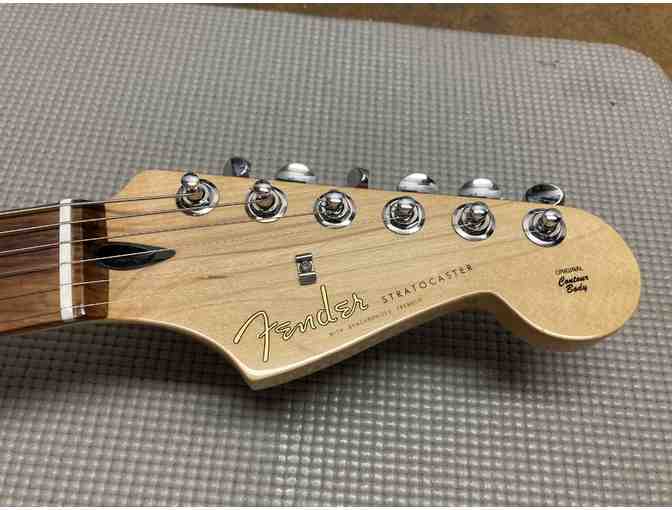 Fender Stratocaster Guitar - Candy Apple Red