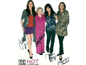 'Hot in Cleveland' Signed DVD, Script and Cast Photo