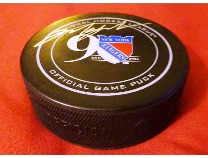 Mark Messier Signed New York Rangers 90th Anniversary Official Game Puck