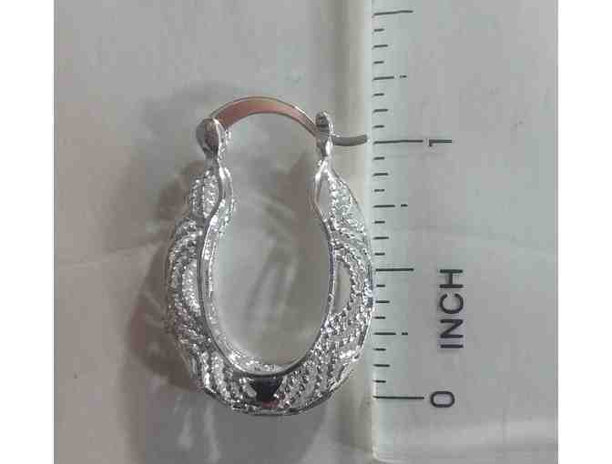 .925 Sterling Silver Pendant and earrings (2 pair)