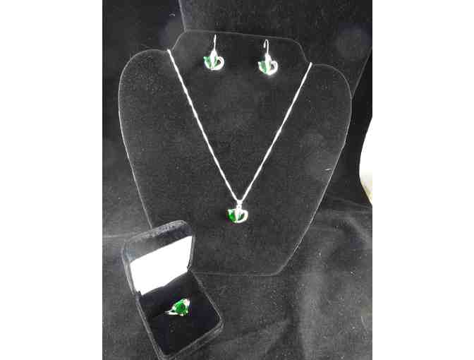 .925 Sterling Silver and Emerald zircon Jewelry Set