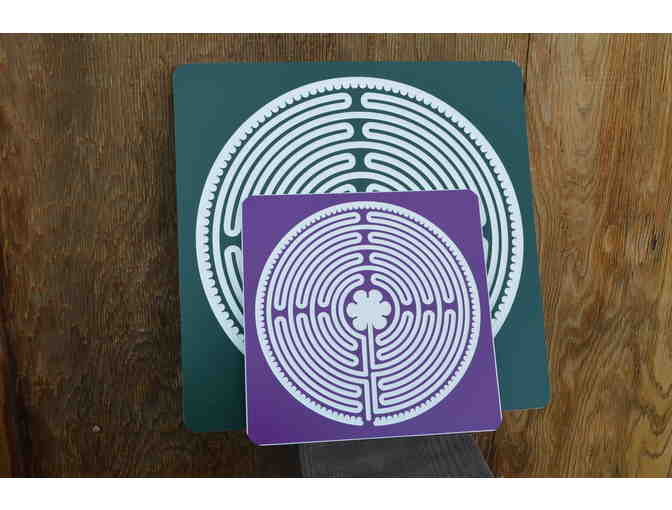 Finger Labyrinth: 12'' Acrylic Chartes Labyrinth - Green
