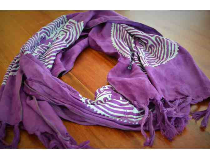 Chartres Labyrinth Scarf: Purple and Turquoise - Photo 1
