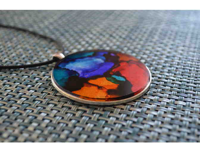 Abstract Design Necklace featuring VIVID COLOR