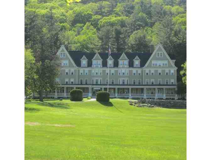 Travel to Beautiful Silver Bay!