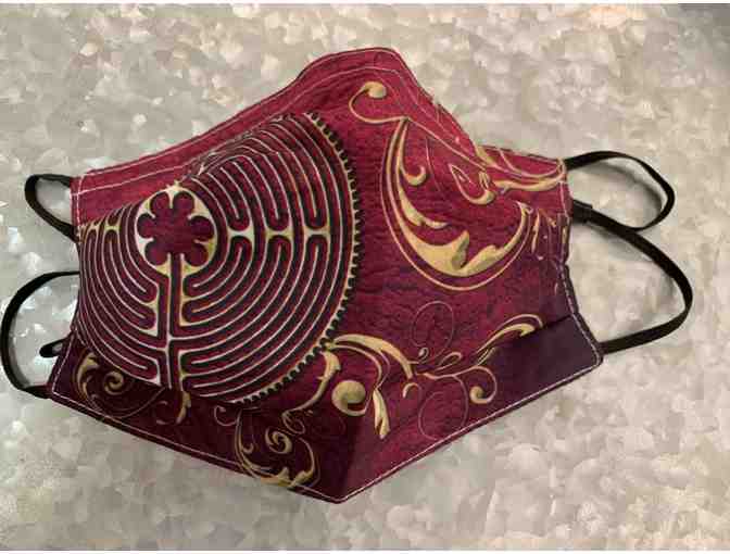 Mask (1 mask): Fuschia Scroll Chartres Design