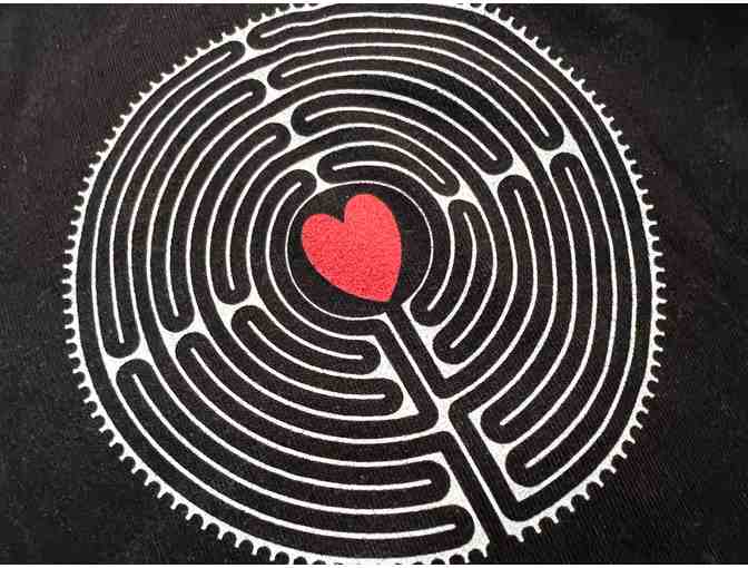 Chartres (Heart) T-Shirt | Size: L