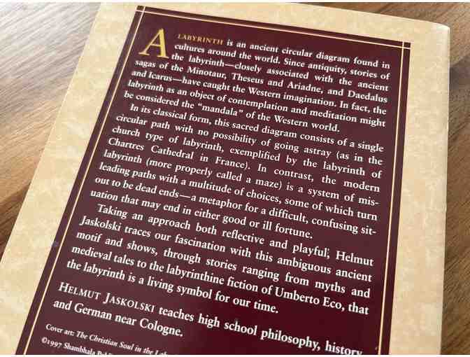 The Labyrinth - Symbol of Fear, Rebirth, and Liberation (Book)