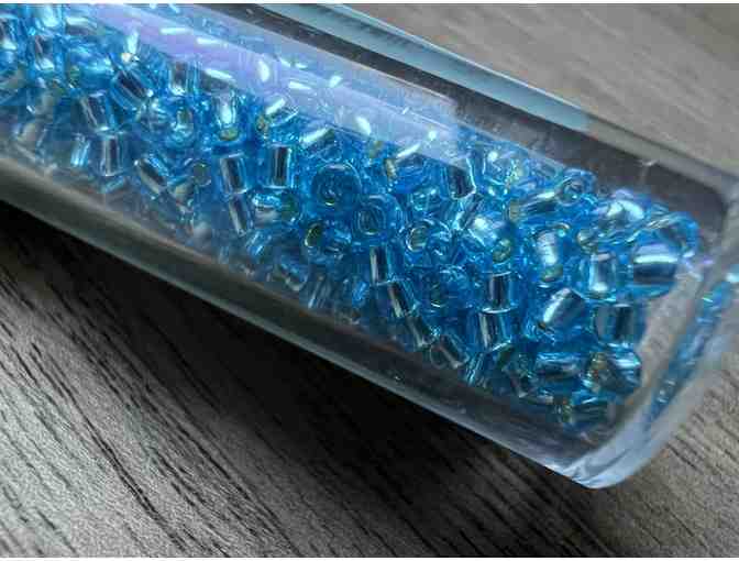 Calling All Crafters - Glass Seed Bead Labyrinth Kit | Red & Blue