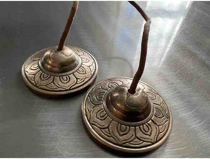 TINGSHA: SIMPLE LOTUS