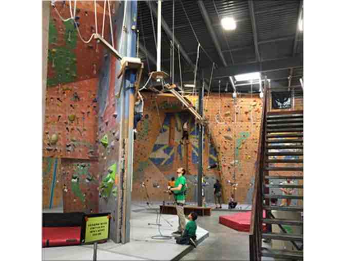 2 Beginner Climbing Packages to Petra Cliffs