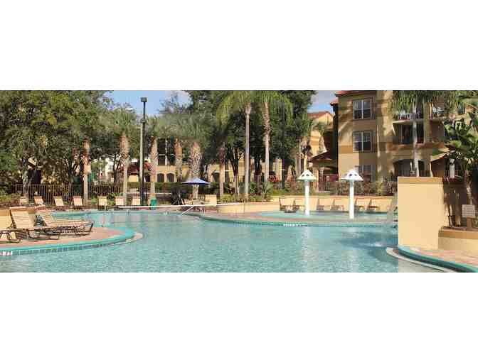 1 Week stay at the Blue Tree Resort in Orlando, FL