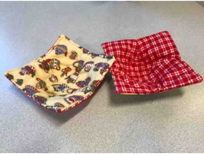 Hand-crafted cloth place mats - set of four, and 2 microwave bowl cozies