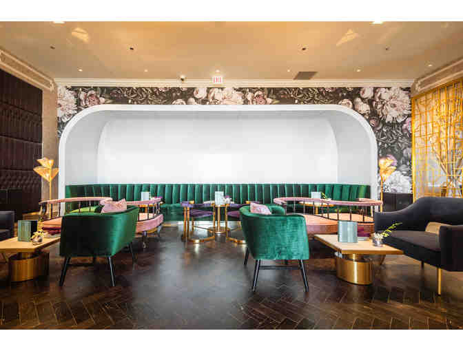 VIP Chicago Arts Patron Getaway