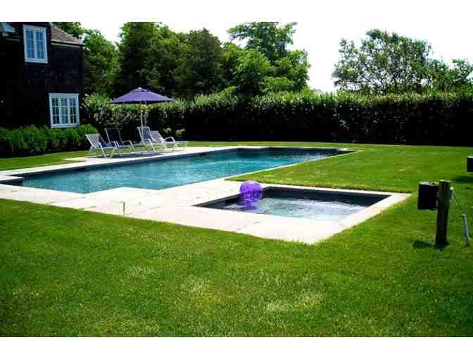 (1) Summer Week Stay at a Hamptons House in Water Mill, NY
