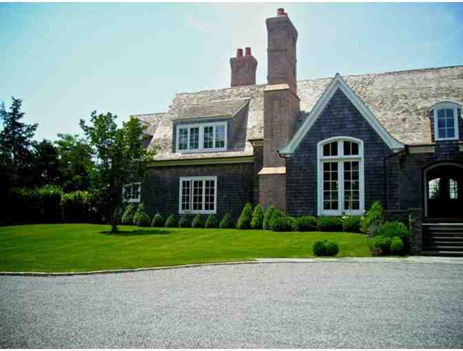 (1) Summer Week Stay at a Hamptons House in Water Mill, NY